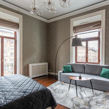 Luxury Apartment With Balcony Next To The New York Cafe Budapeste Exterior foto